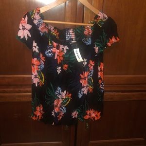 Old navy brand new off the shoulders top.